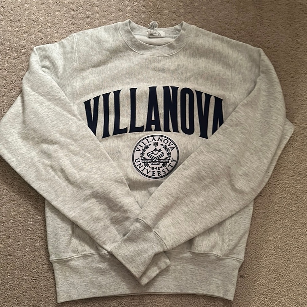 Villanova College sweatshirt, blue and navy size XS